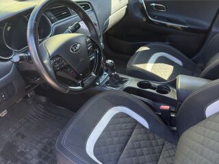 Kia cee'd GT line 1.6 100kW