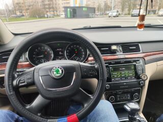 Skoda Superb 4x4 2.0 103kW
