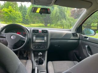 Volkswagen Golf 1.6 75kW