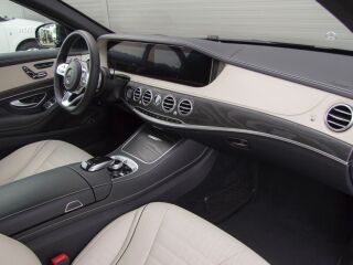 Mercedes-Benz S 400 Long 4-Matic AMG pakett 2.9 250kW