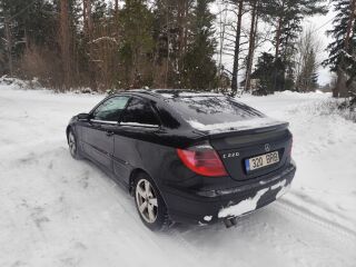 Mercedes-Benz C 220 2.1 105kW