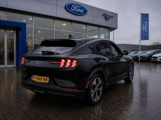 Ford Mustang Mach-E AWD Premium 200kW