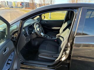 Nissan LEAF 90кВ