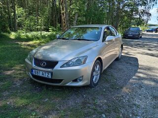 Lexus IS 220 2.2 130кВ