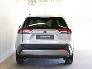 Toyota RAV4 Luxury Comfort Pakett 131kW