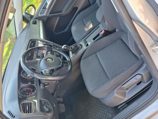 Volkswagen Golf 1.0 81кВ
