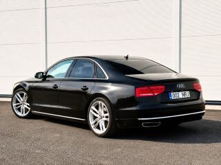 Audi A8 Luxury Comfortline W12 LOOK 3.0 184kW