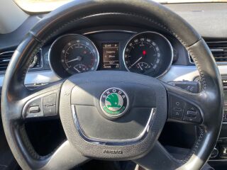 Skoda Superb 1.8 118kW