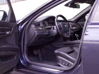 BMW 750 iL M-Pack xDrive 4.4 V8 N63B44 300kW
