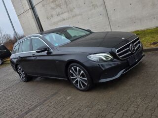 Mercedes-Benz E 300 2.0 225kW