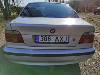 BMW 530 2.9 135kW
