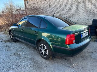 Volkswagen Passat 1.6 R4 74kW