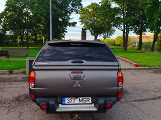 Mitsubishi L200 2.5 131kW