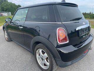 MINI Cooper 1.6 88кВ