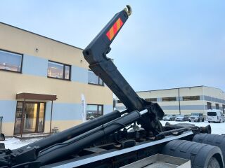 Volvo FH540 6X2*4 EURO5 + HOOKLIFT 405kW