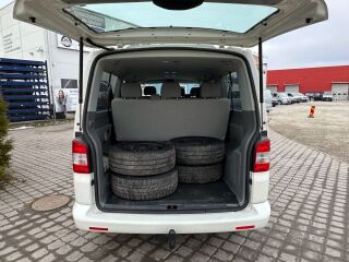 Volkswagen Caravelle Comforline L2H1 2.5 Tdi 96kW