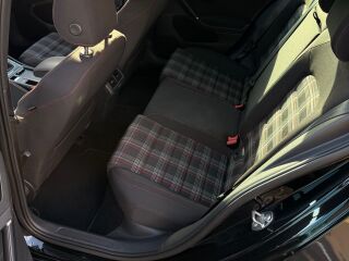 Volkswagen Golf GTI 2.0 162kW