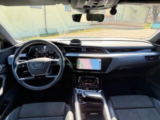 Audi e-tron 300 kW 158kW