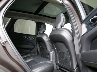 Volvo V90 PLUS DARK INTELLI SAFE PRO 2.0 B4 KERS Mild Hybrid 145kW