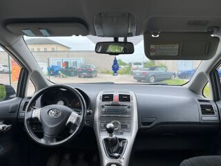 Toyota Auris 2.0 R4 Diesel 93kW