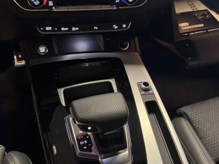 Audi Q5 S-Line 2.0 150kW