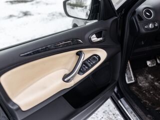 Ford Galaxy Individual Edition Ghia Facelift 2.0 120kW