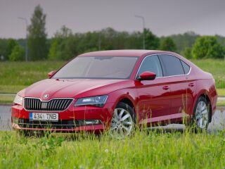 Skoda Superb 1.4 110kW
