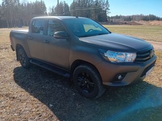 Toyota Hilux 2.4 110кВ