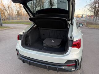 Audi Q3 Sportback e-tron Model 2023 1.4 110kW