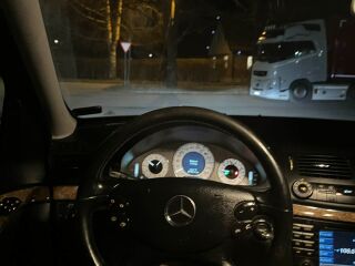 Mercedes-Benz E 320 3.0 V6 165kW
