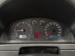 Volkswagen Multivan 2.5 128кВ