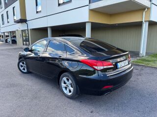 Hyundai i40 1.7 R4 100kW