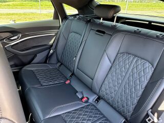 Audi e-tron S line 300kW