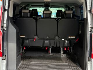 Ford Tourneo Custom Long Limited Edition 8k 2.2 R4 TDCi 114kW