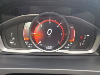 Volvo V60 MOMENTUM 2.0 R4 D3 110kW