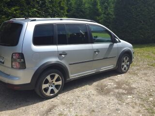 Volkswagen Touran Cross 2.0 103kW