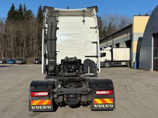 Volvo FH 460 4x2 EURO6 + TWIN BED + DOUBLE TANK 345kW