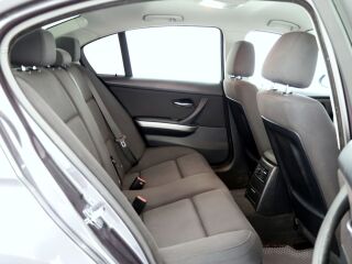 BMW 318 Business Facelift ATM 2.0 95kW