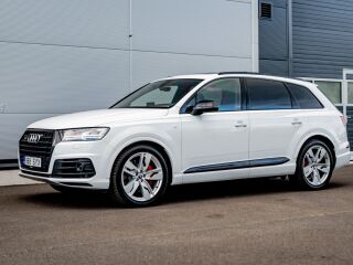 Audi SQ7 4.0 V8 320кВ