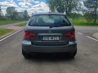Mercedes-Benz B 180 2.0 80kW
