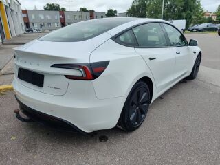 Tesla Model 3 Long Range Dual Motor 366kW