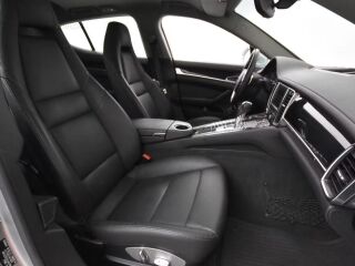 Porsche Panamera 3.0 v6 306кВ