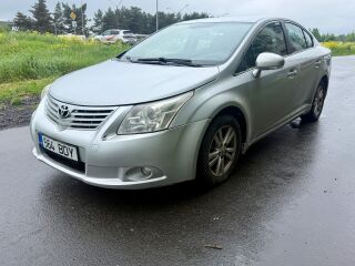 Toyota Avensis Linea Sol 1.8 108kW
