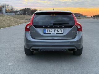 Volvo V60 Twin Engine 2.4 162kW