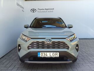 Toyota RAV4 Luxury 131кВ