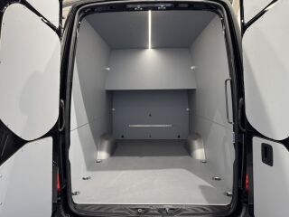 Mercedes-Benz Sprinter 319CDI 9G-TRONIC 4X4 A4 2.0 140kW
