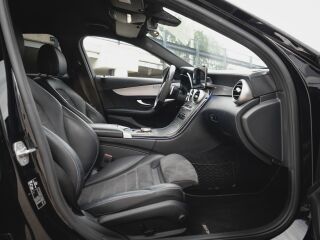 Mercedes-Benz C 220 Amg-Pakett 2.0 143kW