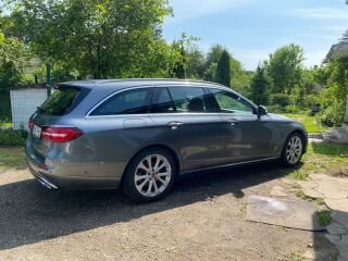 Mercedes-Benz E 220 2.0 143kW