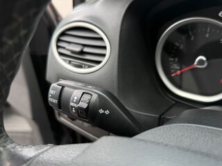 Ford Focus Elegance Facelift 1.6 74kW
