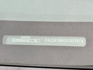 Land Rover Defender D250 X-DYNAMIC SE 183kW